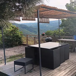  Hébergement de vacances Le Grand France